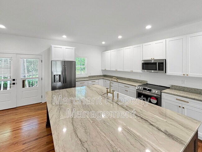 Building Photo - 3717 Greenpond Rd