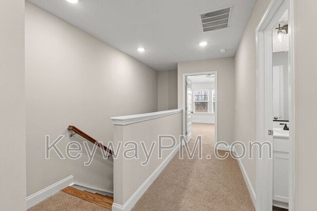 Building Photo - 2076 Denmark Ave SE