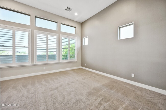 Building Photo - 5193 N 207th Dr