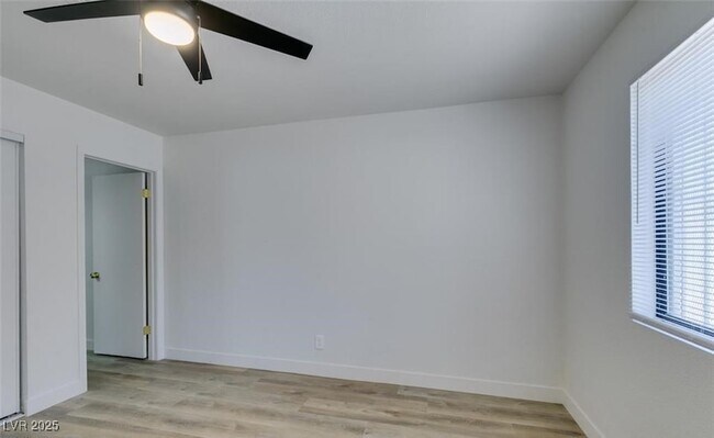 Building Photo - 6932 Kilgore Dr