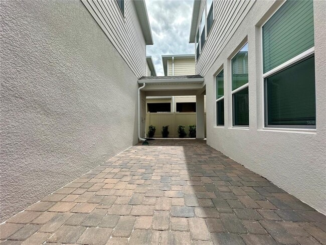 Building Photo - 12761 Harvest Rain Ave
