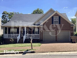Building Photo - 2940 Harbor Lights Dr