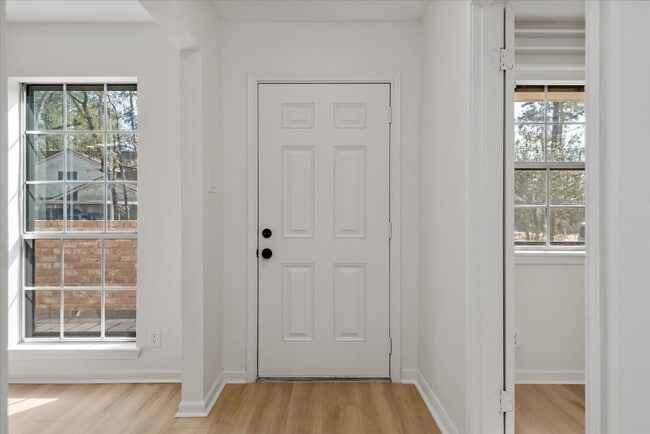 Building Photo - 20 Woody Creek Dr