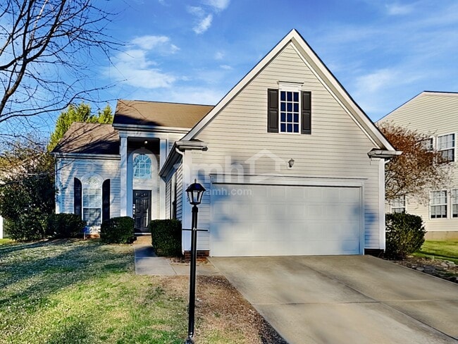 Building Photo - 5615 Waverly Lynn Ln