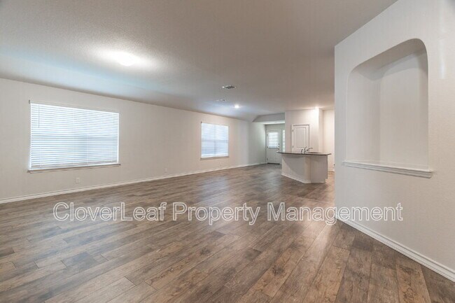Building Photo - 22142 Pivot Point