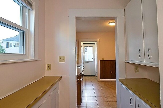 Building Photo - 28 Durso Ave