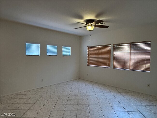 Building Photo - 68 El Rio Ct
