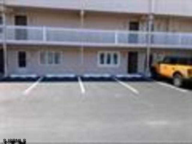 Primary Photo - 323 44th St S