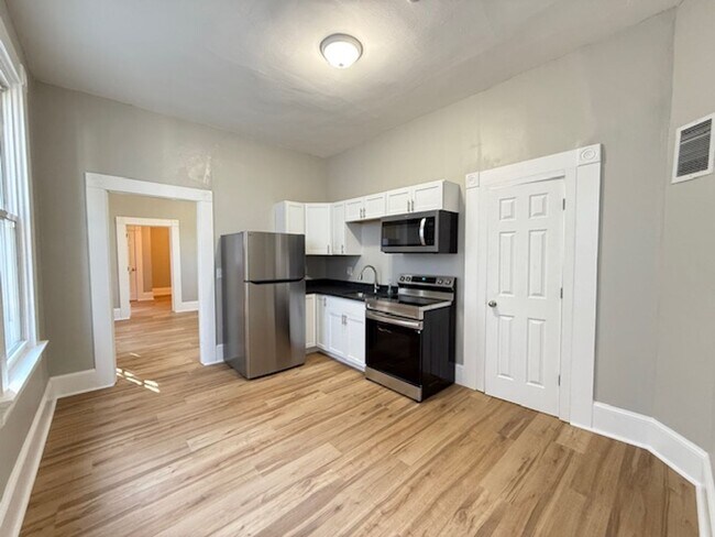 Building Photo - 1613 Jefferson Ave