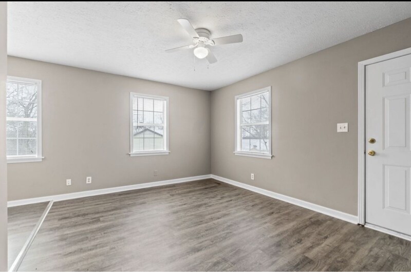 Building Photo - 106 Darnell Pl