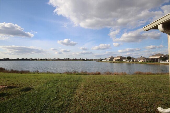 Building Photo - 31421 Triborough Dr