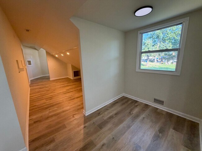 Building Photo - 13091 Lakeridge Dr