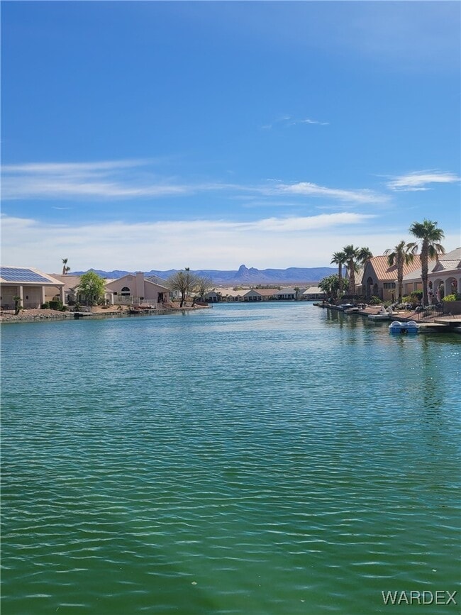 Building Photo - 2048 Lago Grande Pl