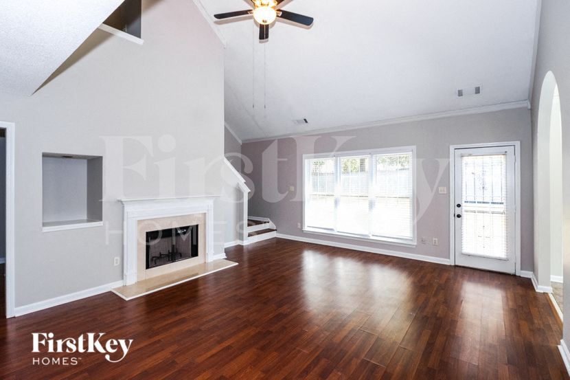 Building Photo - 5380 Milton Ridge Dr