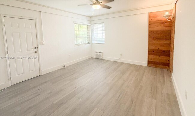 Building Photo - 8144 Harding Ave