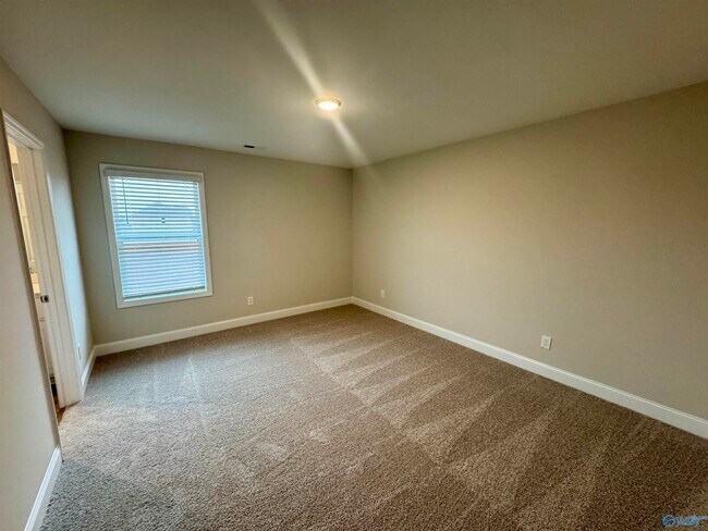 Building Photo - 16824 Demi Dr