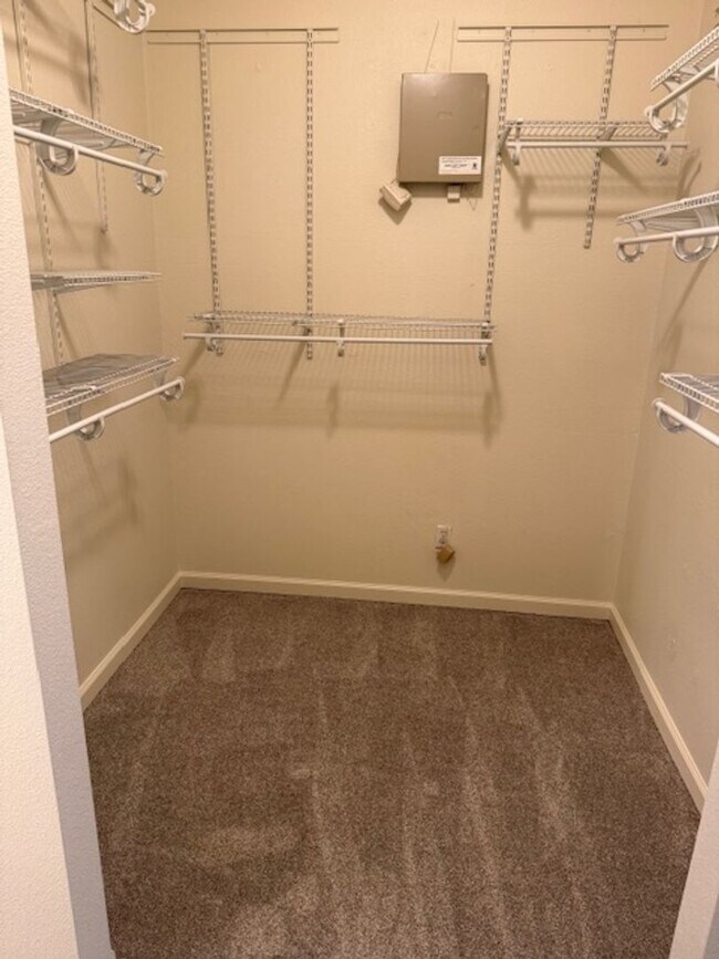 Building Photo - Damonte Ranch 2 story on Cul de Sac