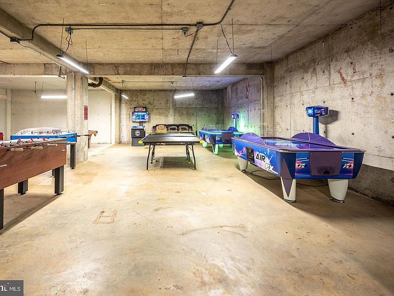 Game Room - 4600 Duke St
