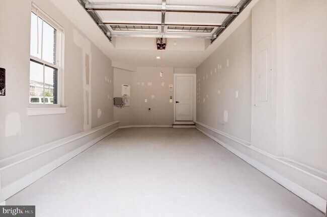 Building Photo - 1743 Dunnington Pl