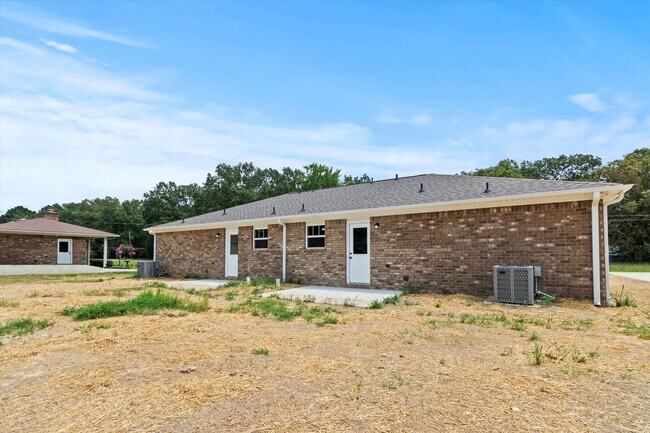 Building Photo - FIRST MONTH RENT FREE! BRAND NEW CONSTRUCT...