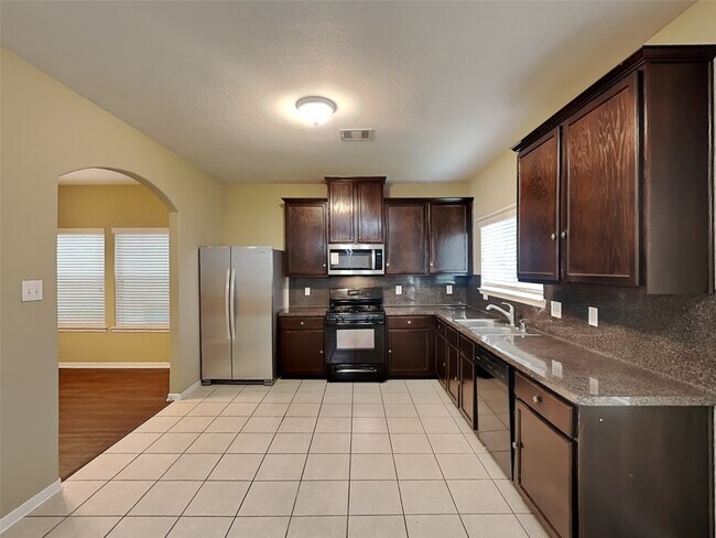 Building Photo - 21715 Britton Hill Way