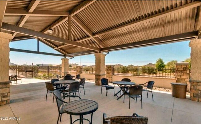 Building Photo - San Tan Heights
