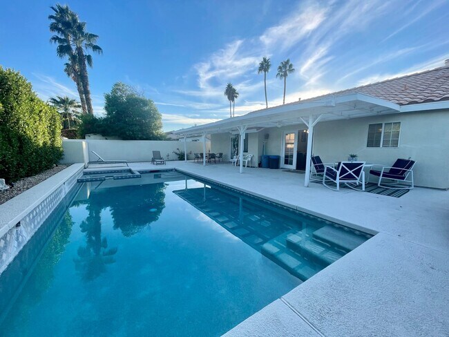 Building Photo - COMING SOON! ! Beautiful 3 Bed 2 Bath Corner Lot Cathedral City Home!