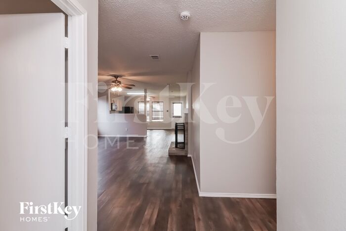 Building Photo - 5216 Newcastle Ln