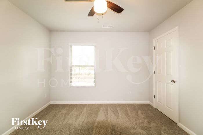 Building Photo - 3890 Lilly Brook Dr