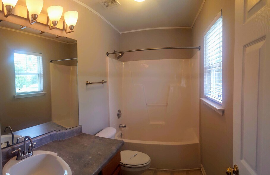 Bathroom attached to 2nd bedroom. - 3377 Weston Street