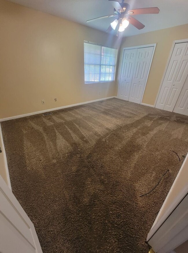 Building Photo - Spacious 4BR/2BA single family home in Ann...
