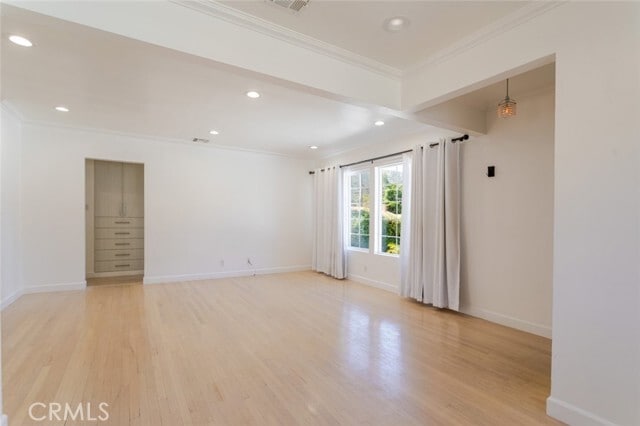 Building Photo - 3960 Mayfield Ave