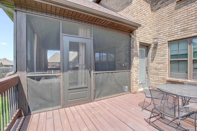 Building Photo - 2616 Browning Way