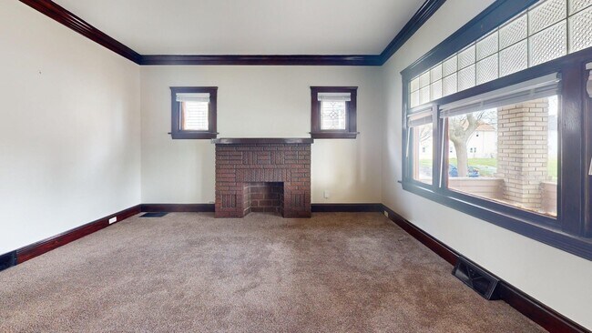 Building Photo - 3590 W 47th St