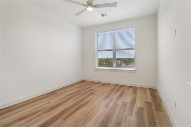 Building Photo - 405 N Ewing Ave