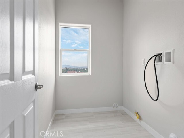 Building Photo - 8411 Buckthorn Ave