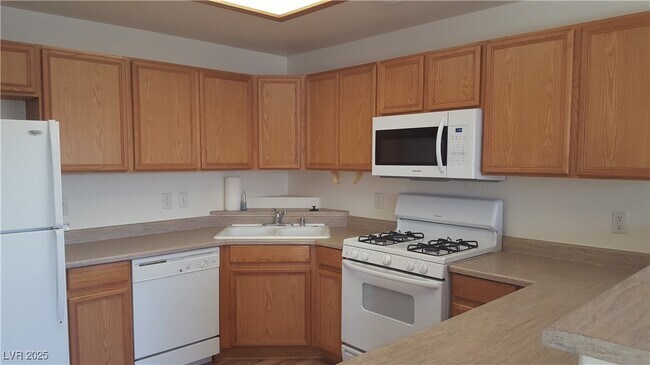 Building Photo - 4655 Gold Dust Ave