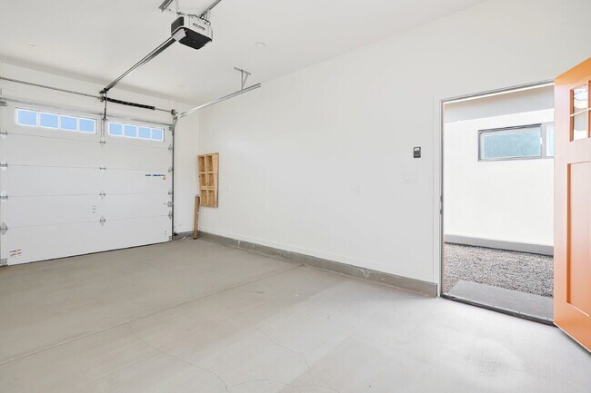 Building Photo - Brand new home in Garfield Historic District!