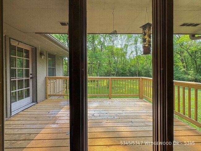 Building Photo - 5345/5347 Wedgewood Dr-5345