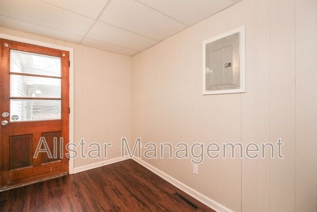 Building Photo - 6393 Springwood Rd