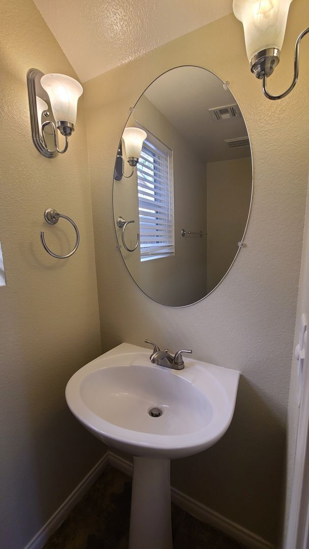 Building Photo - 2 Bedroom home in Southwest Las Vegas