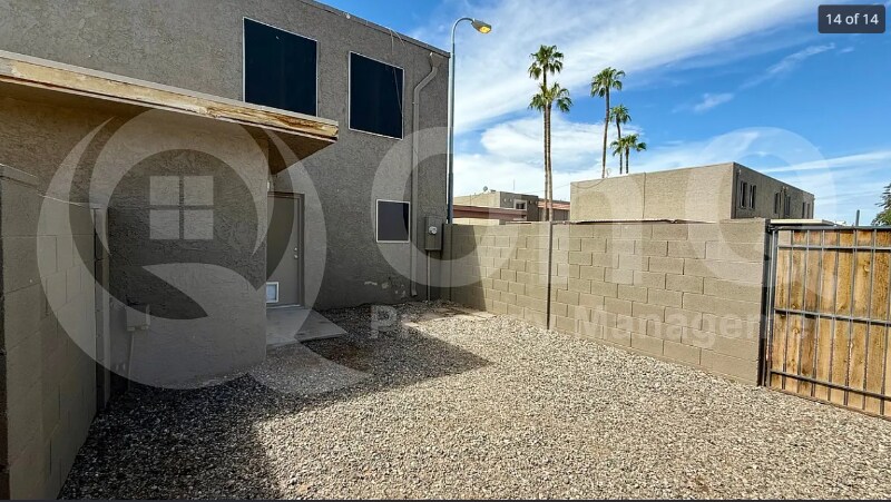 Building Photo - 6108 W Townley Ave