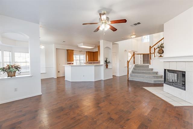 Building Photo - 5021 Goldenrod Dr