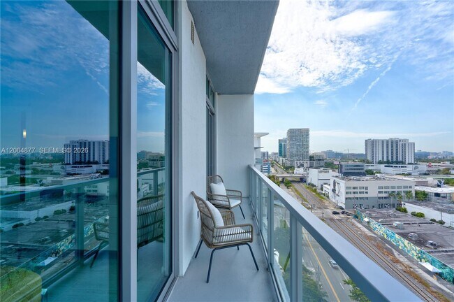 Building Photo - 3900 Biscayne Blvd