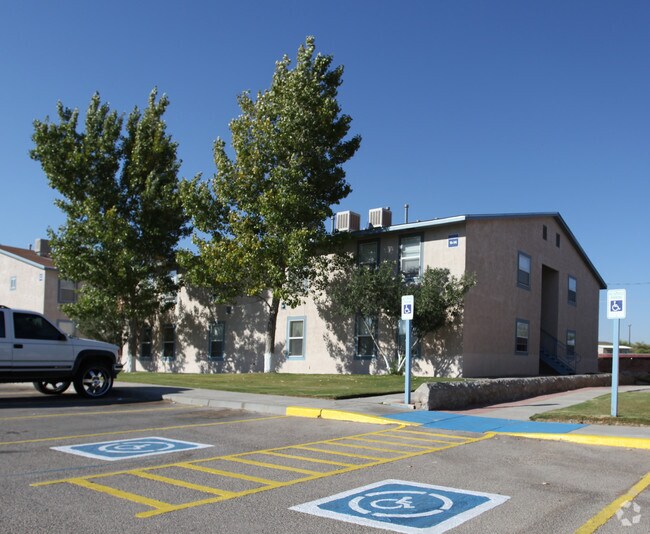 Vista Del Rey Apartments 855 Valle Vista Dr Sunland Park NM 88063