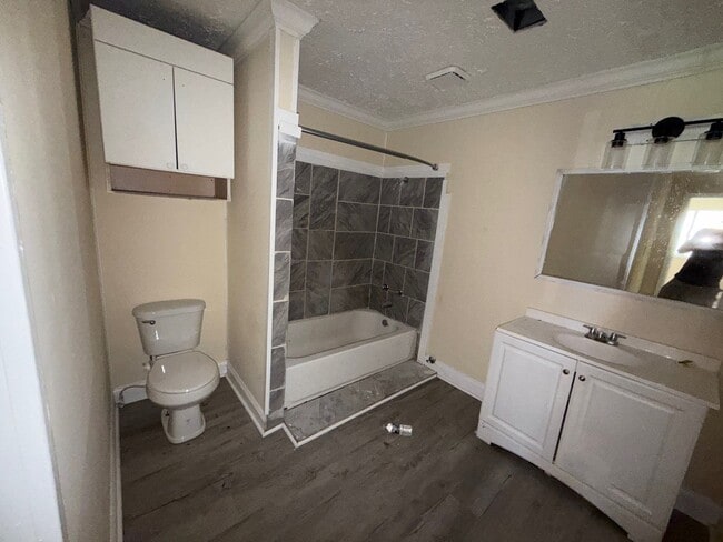 Building Photo - 6239 Wesley St