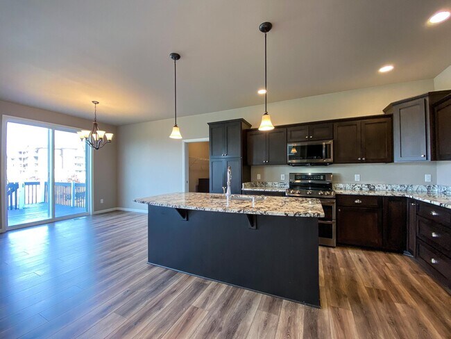 Building Photo - 9626 Sweet Autumn Dr