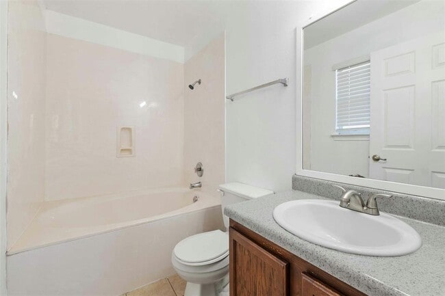 Building Photo - 12524 Sky Harbor Dr