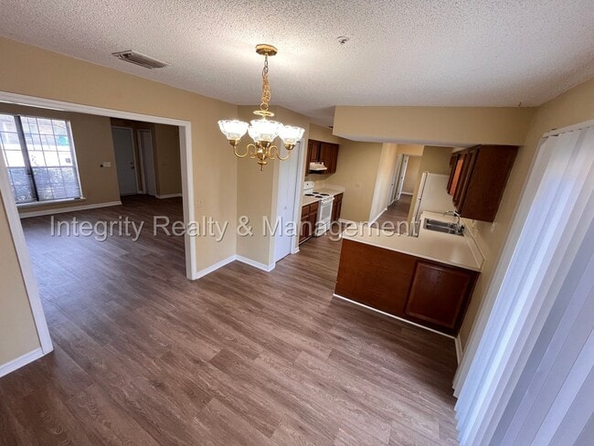 Building Photo - 3 bed/ 2 bath in Middleburg FL