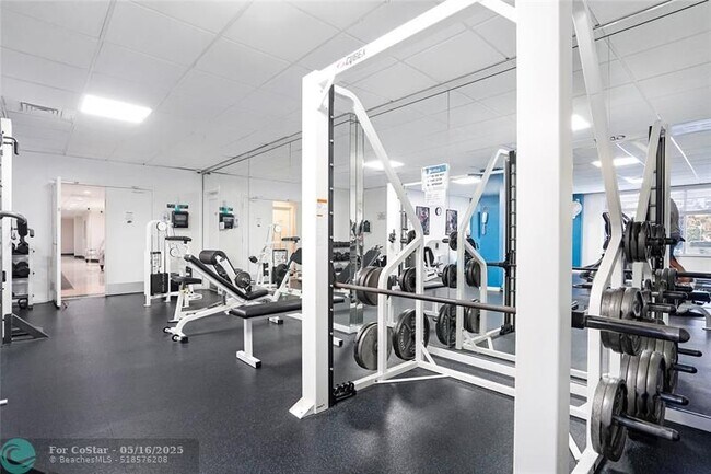 Building Photo - 3900 Galt Ocean Dr